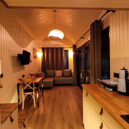 Ten Tiny House Сапанджа Екстер'єр фото